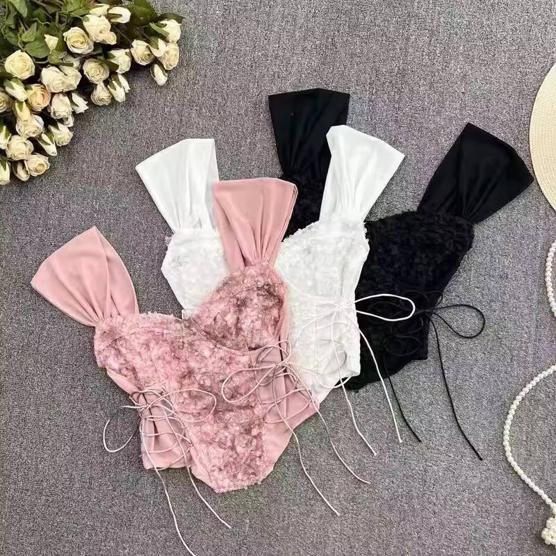 کراپ شکوفه کنار گتر دار